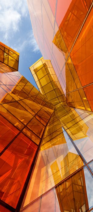 Ericsson Kista, Stockholm | Architect: Mattias Hamrén Colour Architecture, Orange Aesthetic, Foto Art, Beautiful Architecture, Shades Of Orange, Beautiful Buildings, Contemporary Architecture, Amazing Architecture, Architecture Building