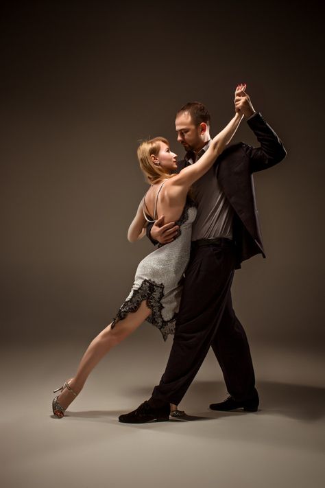 Couple Dancing Reference, Couple Dance Poses, Dancing Pose Reference, Two People Dancing, Dancing Reference, Argentinian Tango, Man And Woman Dancing, Dancing Pose, Dancing Poses