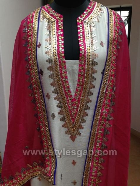 Couture, Gala Design, Indian Designer Suits, Neck Designs For Suits, Salwar Designs, Kurta Neck Design, Salwar Kamiz, Dress Neck Designs, Kurti Neck Designs