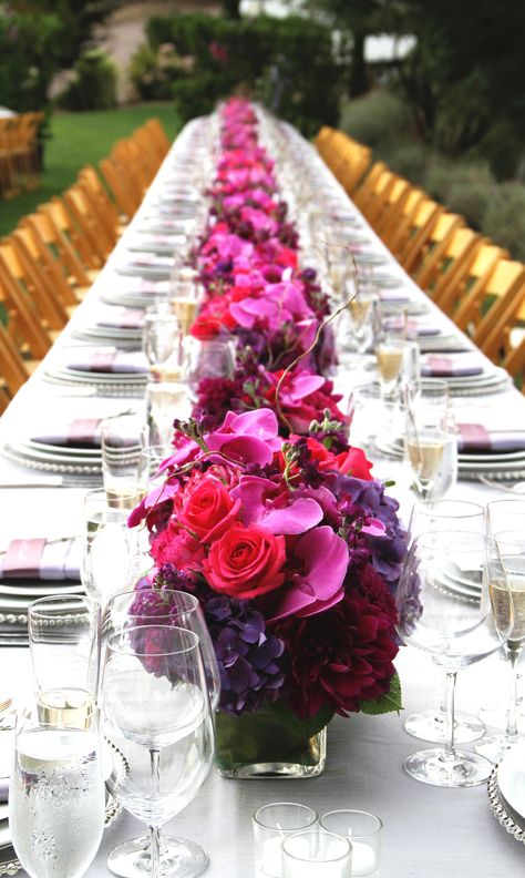 Long Wedding Reception Tables, Top Wedding Colors, Bride Rings, California Winery, Long Tables, Decoration Evenementielle, Rose Fushia, Napa Wine, Wedding Color Trends