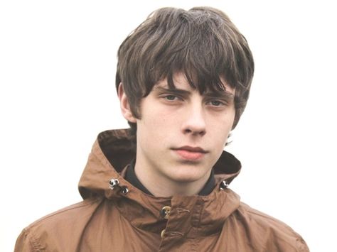 jake bugg | watch jake bugg playing an incredible cover of buffy sainte marie 1964 ... Universal Soldier, Buffy Sainte Marie, Jake Bugg, Boys Don't Cry, The Smiths, Two Fingers, Music Magazines, Live Concert, Indie Rock