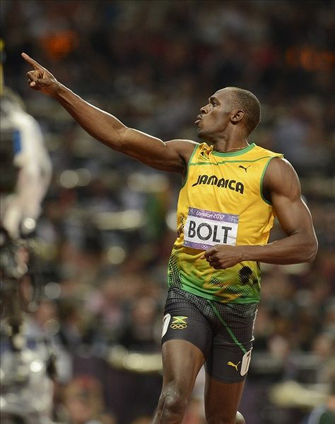 Usain Bolt Usain Bolt Wallpapers, Usane Bolt, Usain Bolt Pose, Usain Bolt Running, Shelly Ann Fraser, Mo Farah, Sports Personality, Lightning Bolts, Sport Inspiration