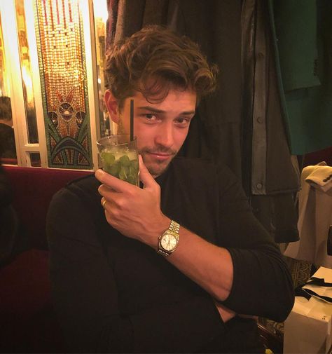 Francisco Lachowski on Instagram: “Mojito anyone” Francisco Lachowski, Fransico Lachowski, Fransisco Lachowski, Chico Lachowski, German Men, Brazilian Men, Polished Man, Brazilian Models, Photography Poses For Men