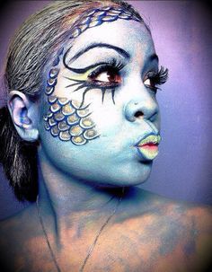 Fish face makeup Fish Makeup Looks, Fish Face Paint, Mermaid Face Paint, Mermaid Makeup Halloween, Fish Makeup, Club Makeup, Fish Costume, Animal Makeup, Fish Face