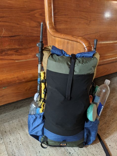 Santiago, Camino De Santiago, Ultra Light Backpacking, Ultralight Hiking Gear, Ultralight Backpacking Food, Best Hiking Backpacks For Women, Trail Backpack, Zombie Plan, Backpacking List