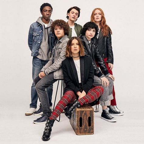 Stranger Things Cast, Season 3, Millie Bobby Brown, Gaten Matarazzo, Finn Wolfhard, Caleb McLaughlin, Noah Schnapp, Sadie Sink, Eleven, Dustin, Mike, Lucas, Will, Mad Max Kim Jisoo Actor, Stranger Things Fotos, Netflix Stranger Things, Film Netflix, Finn Stranger Things, Stranger Things Poster, Stranger Danger, Stranger Things Season 3, Stranger Things 3