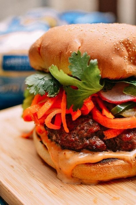 The Vietnamese Style Banh Mi Burger Essen, Banh Mi Burger, Vietnamese Style, Banh Mi Sandwich, Wok Of Life, Woks Of Life, The Woks Of Life, Best Food Trucks, Burger Sliders