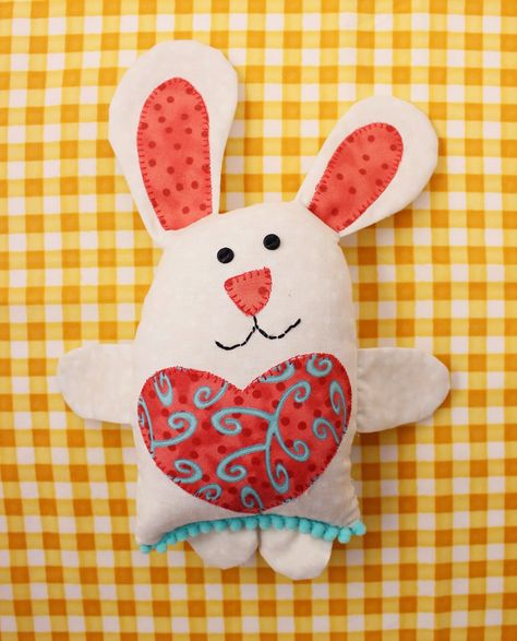 Bunny Soft Toy, Sewing Stuffed Animals, Beginner Sewing Projects Easy, Sewing Projects For Kids, Easy To Sew, Sewing Toys, Love Sewing, Sewing Projects For Beginners, Easy Sewing Projects