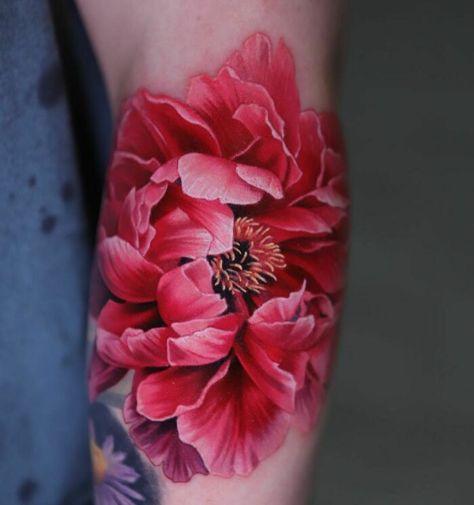 105 Super Realistic Tattoos That Are Purely Amazing Realistic Tattoo Ideas, Pink Peony Tattoo, Bad Apple Tattoo, Realistic Flower Tattoo, Peony Flower Tattoos, Apple Tattoo, Simple Flower Tattoo, Realistic Tattoos, Beautiful Flower Tattoos