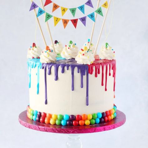 Cake With Rainbow, Rainbow Border, Cake Rainbow, Rainbow Bunting, Rainbow Birthday Cake, Retirement Cakes, Oreo Cupcakes, Bowl Cake, Gateaux Cake