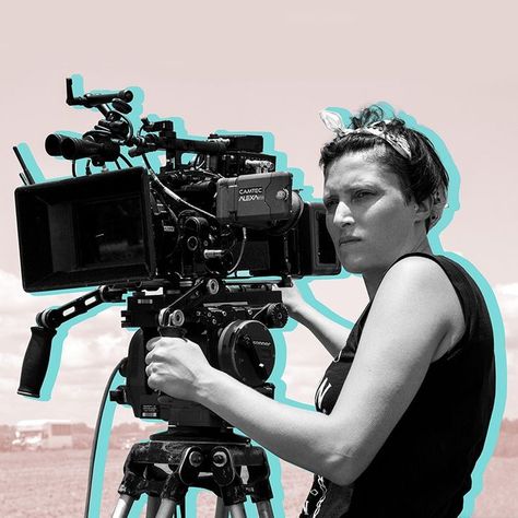 Female Directors, Film Camera, Female Gojo, Female Face Claims, Aesthetic Dp, Female Filmmaker, Career Vision Board, Behind The Camera, Movie Camera