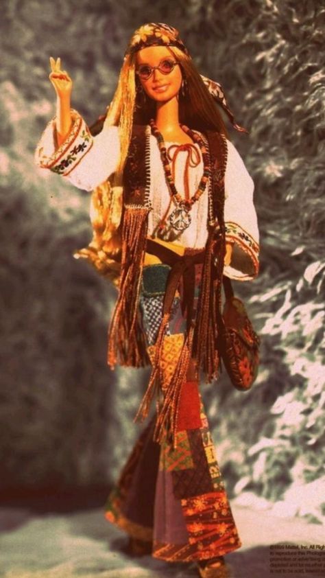 Hippy Style 70s, Woodstock 1969 Outfit Ideas, Barbie Boho Style, Woodstock 1969 Outfits, When I Grow Up Outfit, Woodstock 1969 Aesthetic, Hippy Costume Halloween, Hippie Outfits Costume, 60s Fashion Hippie Woodstock