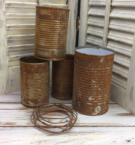 I have been wanting some rusty cans to craft with so I searched the web till I found a way to make my own rusty cans. Depending on how rusty you want... Primitive Crafts, Tin Can Art, Aluminum Can Crafts, Rusty Tin, Tin Can Crafts, Tin Cans, Can Crafts, Metal Crafts, Tin Can