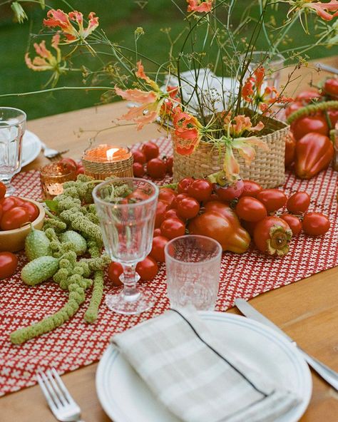 The perfect pizza party. Night 1 @lapescaiaresort 🍕 @sberardweddings #italianwedding #italywedding #lapescaiawedding #lapescaiaresort… | Instagram Tomato Party, Italian Backyard, Pizza Party Decorations, Italian Dinner Party Decorations, Amazing Wedding Centerpieces, Wedding Centerpieces Ideas, Pizza Wedding, Backyard Dinner, Soiree Party