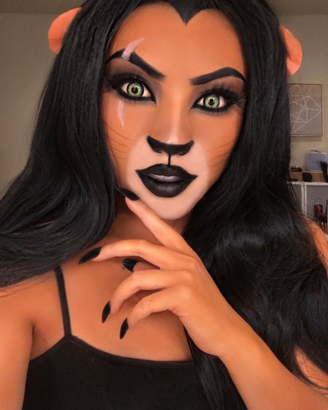 Nem Halloween Makeup, Disney Halloween Makeup, Princes Disney, Beautiful Halloween Makeup, Halloween Mode, Makeup Zombie, Halloweenský Makeup, Halloween Make-up Looks, Holloween Makeup