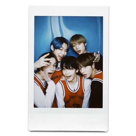 Txt Group Photo Polaroid, Txt Printables Polaroid, Txt Printables Stickers, Txt Polaroid Wallpaper, Txt Polaroid Ot5, Txt Polaroid Printable, Txt Stickers Printable, Kpop Polaroid Printable, Kpop Collage Wall