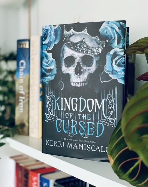 Book Lovers, Kingdom Of The Cursed, Cursed Book, Kerri Maniscalco, Book Photography, Book Collection, Bestselling Author, Books To Read, Book Cover