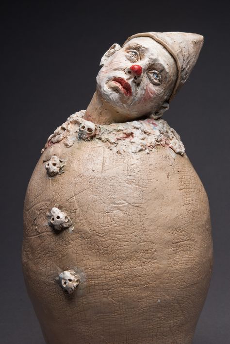 Clown Sculpture, Ceramic Sculpture Figurative, Sculpture Head, Figure Sculpture, Sculptures Céramiques, Paper Mache Art, Notable Quotes, Clay Work, Indie Art