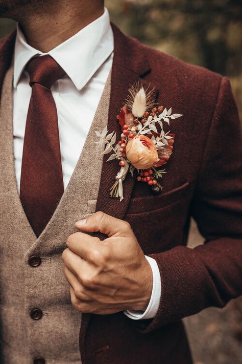 The Copper Quail - Wedding Design & Vintage Rentals serving Chattanooga, TN-Autumnal Bohemian Wedding Autumn Wedding Colours, Groom Wedding Attire, Wedding Suits Groom, Wedding Groomsmen, Future Wedding Plans, Fall Wedding Colors, Groomsmen Attire, October Wedding, Wedding Suits Men