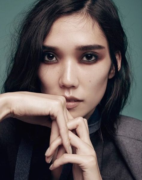 WhyNot Models » TAO OKAMOTO » Portfolio Tokyo December, Mariko Yashida, Angelo Seminara, Tao Okamoto, Moody Portrait, How To Makeup, Minimalist Outfits, Japanese Actress, Dark Lipstick