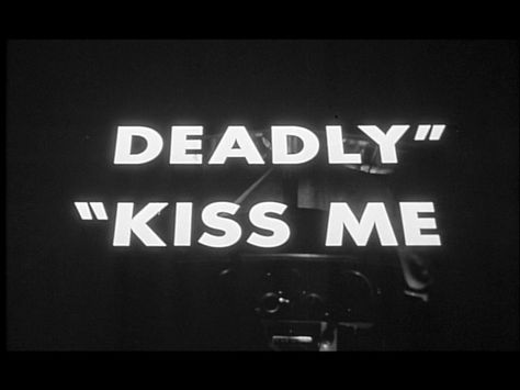 kiss me deadly Kiss Me Deadly, Classic Film Noir, Malibu Beach House, Pulp Novels, Noir Movie, Tony Curtis, Retro Film, Opening Credits, Title Sequence