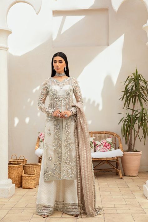 Stiched Dress, Pakistani Bridal Dress, Wedding Dresses For Kids, Nikkah Dress, Latest Salwar Kameez, Pakistani Wedding Dress, Embroidered Sleeves, Pakistani Salwar Kameez, Bridal Dress Design