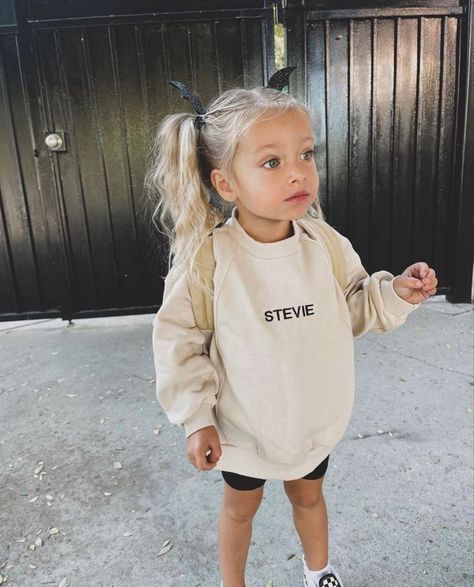 Cute Girls Outfits Kids, Cabin Outfit Spring, Brownskin Baby, Blonde Toddler Girl, Kindergarten Outfit, Girls Spring Outfits, Toddler Girl Outfit, Mixed Kids