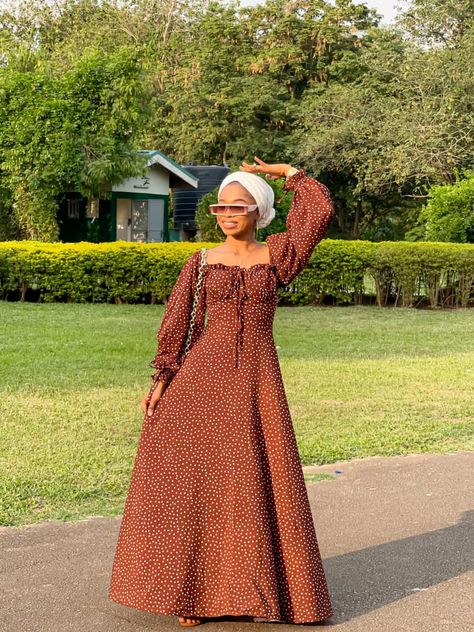 Gowñ Couture, Modest Dresses Fashion, Mismatched Bridesmaid, Chic Dress Classy, Casual Chic Outfits, Classy Gowns, Modesty Outfits, Bridesmaid Attire, Mode Turban