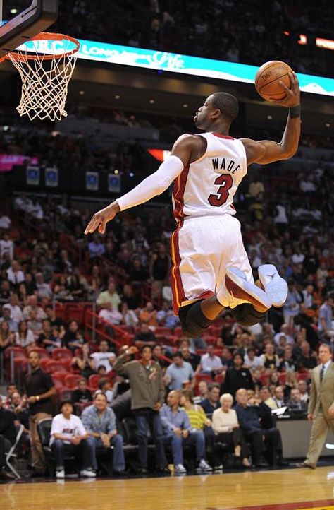 With the drastic changes that Miami Heat have gone through this off-season, Dwyane Wade looks to silence the critics this season by leading his team like he's done his entire career! Heat Basketball, Miami Heat Basketball, Chris Bosh, Nba Miami Heat, Nba Basketball Art, Nba Art, Nba Pictures, Basketball Photography, Dwyane Wade