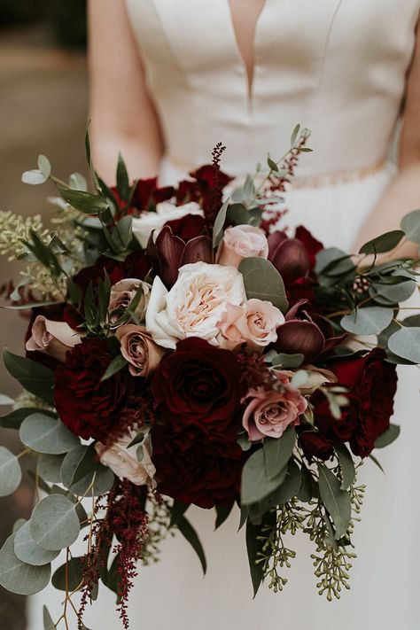 Autumn Wedding Colours, Burgandy Wedding, Bridal Bouquet Flowers, Winter Wedding Flowers, Fall Wedding Bouquets, Fall Bouquets, Fall Wedding Flowers, Wedding Theme Colors, Fall Wedding Colors