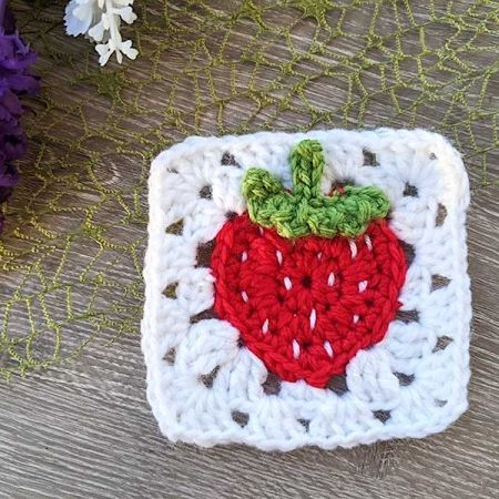 Free Crochet Strawberry Granny Square Pattern - Crochet Bits Amigurumi Patterns, Banana Granny Square, Strawberry Crochet Blanket Pattern, Granny Square Strawberry Pattern, Food Crochet Granny Square, Free Crochet Pattern Strawberry, Crochet Strawberry Slice, Strawberry Granny Square Crochet, Strawberry Free Crochet Pattern