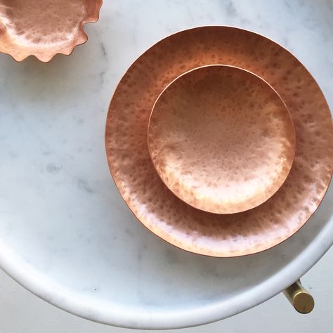 Copper Bowls, Rose Gold Kitchen, Copper Dishes, Marble And Brass, Creative Design Studio, Brass Side Table, Copper Bowl, Gold Kitchen, Creative Graphic Design