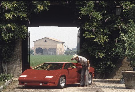 Lamborghini, Lamborghini Countach, Classy Cars, Automotive Photography, Car Photography, Retro Cars, Life Inspiration, Hot Cars, Old Money