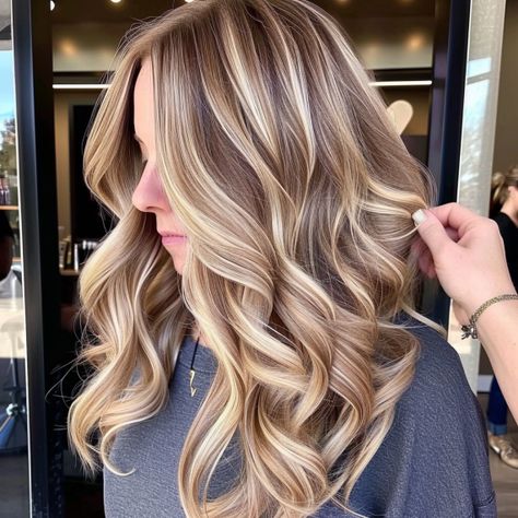 Champagne Highlights in Honey Blonde Hair Hairstyle Tutorials, Warm Blonde Hair, Blonde Highlights On Dark Hair, Summer Blonde Hair, White Tape, Brunette Hair With Highlights, Gorgeous Hair Color, Dark Hair With Highlights, Dirty Blonde Hair