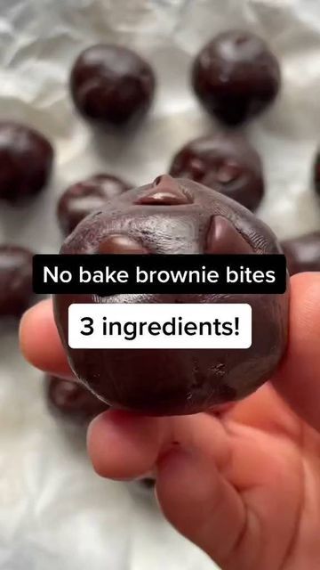 Guiltless Desserts, No Bake Brownie Bites, Ketosis Diet Recipes, Ww Snacks, Snackle Box, Pork Crockpot Recipes, Keto Desert, Keto Desert Recipes, Fruity Cake