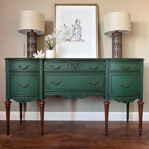 Upcycling, Classic Buffet Cabinet, Lined Cabinets, Sideboard Traditional, Victorian Buffet, Art Deco Waterfall Dresser, Victorian Sideboard, Buffet Furniture, Green Corner