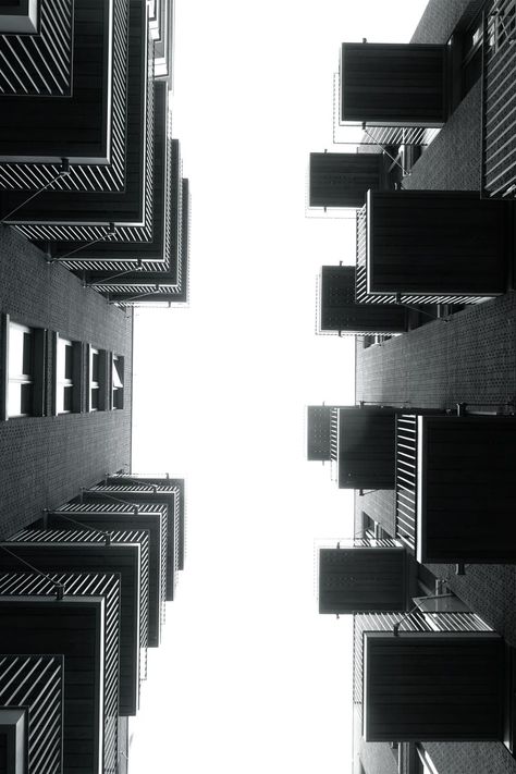 How Buildings Are Photographed, Black Architecture Aesthetic, Black And White Building Aesthetic, Black And White Building Photography, Apartment Building Aesthetic, Building Photography Architecture, Architecture Photography Black And White, Skyscraper Photography, Black And White Architecture Photography