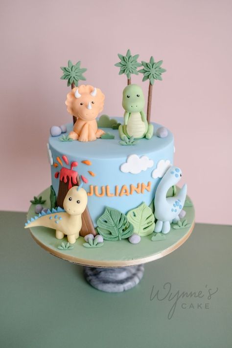 Dino Party Dinasour Theme Cake Ideas, Birthday Cake With Dinosaurs, Dino Cake 3rd Birthday, Dino Cake 1st Birthday, Dino Cake Birthday, Dino Bday Cake, Two Rex Birthday Party Boy Cake, 3rd Birthday Dinosaur Cake, Dino 1st Birthday Cake