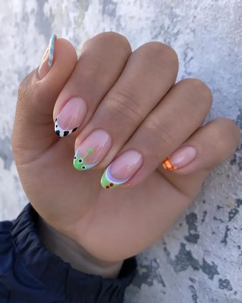 Cute Disney Nails, Nail Art Creative, Starfish Nails, Simple Disney Nails, Toy Story Nails, Disney Themed Nails, Art Creative Ideas, Disneyland Nails, Disney Nail Designs