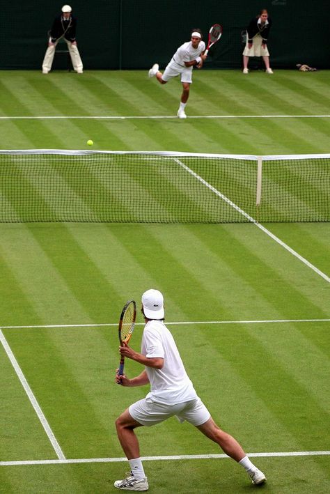 Rodger Federer, Tennis Wallpaper, Tennis Lifestyle, Tennis Pictures, Tennis Posters, Tennis Aesthetic, Tennis Games, Wimbledon Tennis, Tennis Tips