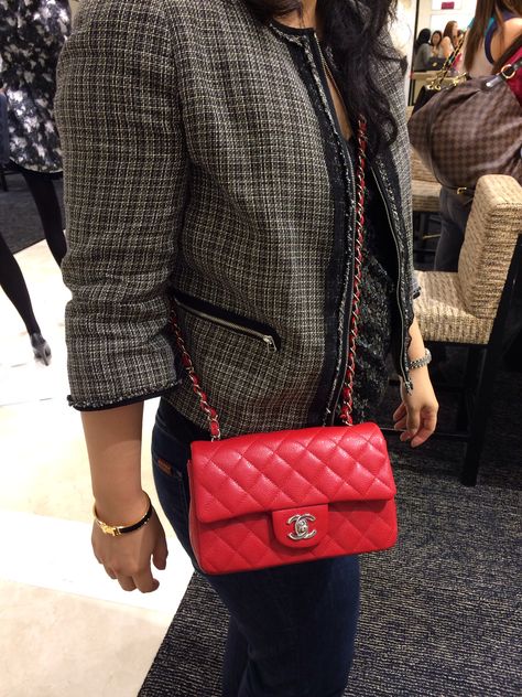 Chanel 14C Red Mini ❤️❤️❤️ Chanel Mini Rectangular Outfit, Red Chanel Bag Outfit, Chanel Red Bag, Red Chanel Bag, Mini Bag Outfit, Fuchsia Outfit, Red Bag Outfit, Chanel Cross Body Bag, Mini Chanel