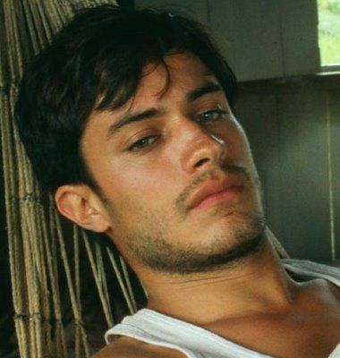 gael garcia bernal Celebrity Hairstyles, A Streetcar Named Desire, Spanish Men, The Dictator, Latin Men, Diego Luna, Message Boards, How To Speak Spanish, Look At You