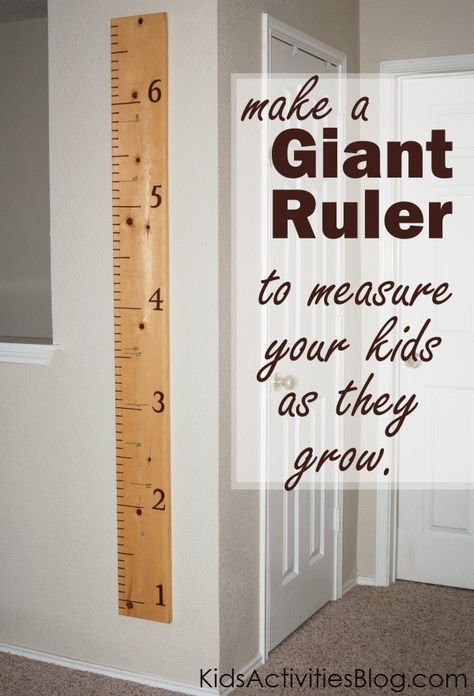 DIY Giant Ruler to measure your kids! Easy to do project. Do you have something like this in your home? If so, what? Grandkids Gifts, Giant Ruler, Wall Ruler, Growth Ruler, Kid Experiments, Height Chart, Kids Wood, Craft Stuff, Sign Ideas