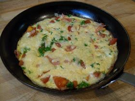 Goat Cheese Omelette, Mushroom And Goat Cheese, Tomato Omelette, Mushroom Omelette, Quick Family Meals, Cheese Omelette, Cheese And Tomato, Omelets Recipe, Mom Recipes