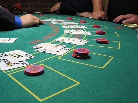 Las Vegas, Blackjack Table, Things Everyone Should Know, Gambling Machines, Gambling Cake, Gambling Tattoo, Gambling Quotes, Gambling Party, Gambling Games