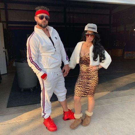 Jersey shore themed party ideas Jersey Shore Theme Party Outfit, Jersey Party Outfit, Jersey Shore Outfits, White Trash Party, Diy Couples Costumes, Jersey Party, Trendy Halloween Costumes, 26th Birthday, Trendy Halloween