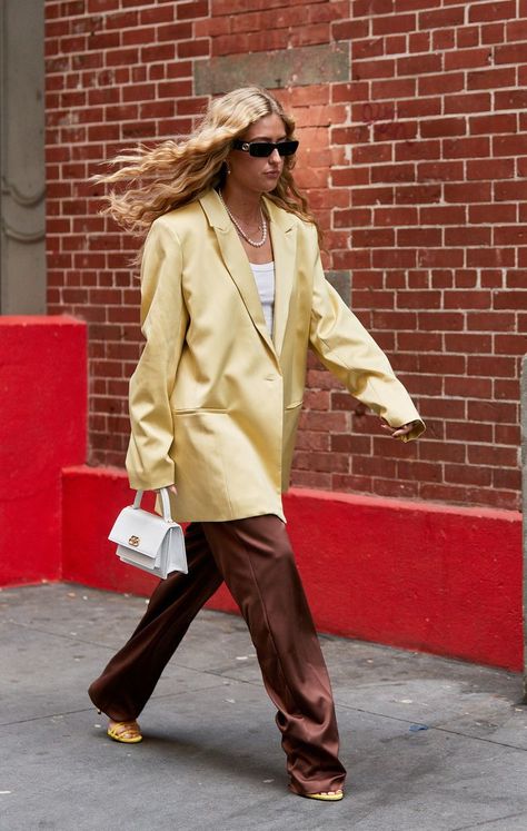 Blazer Street Style, Shop Branding, Trend Fabrics, Athleisure Trend, Yellow Blazer, Clothing Outfits, Yellow Outfit, Rocky Road, Style And Fashion