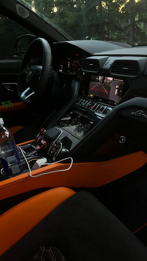 Aesthetic Lamborghini, Lambo Truck, Crazy Aesthetic, Lamborghini Urus Interior, New Tesla Roadster, Lamborghini Interior, Trunk Ideas, Cool Truck Accessories, Reverse 1999