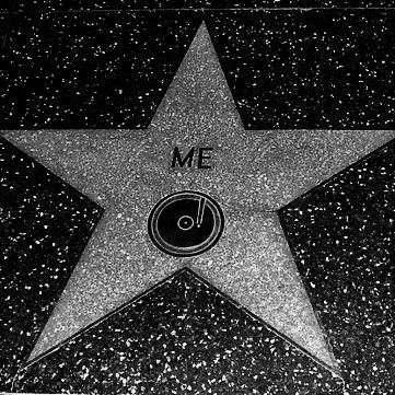 hollywood star of fame with “me” written on it Golden Girls, Foto Glamour, House Of Balloons, I'm With The Band, Black And White Aesthetic, Glitz And Glam, Black N White, City Girl, Star Girl