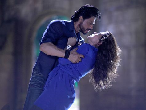 Dilwale (2015) Kajol Dilwale, Dilwale 2015, Srk Kajol, Bollywood Love Quotes, Shahrukh Khan And Kajol, Adriana Lima Lingerie, Srk Movies, Bollywood Quotes, Romantic Photoshoot